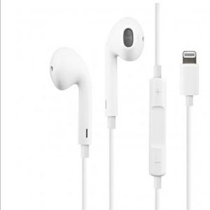 Ear Pods With Lightning Connector